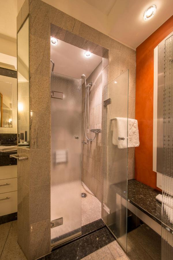 Michels Strandhotel Germania ノルダーナイ エクステリア 写真