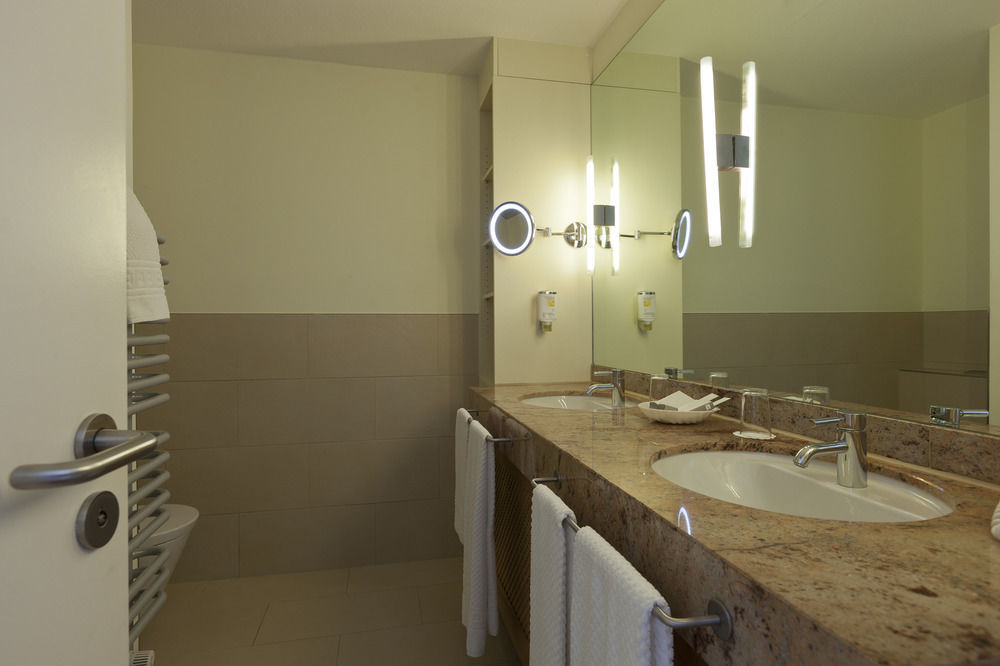 Michels Strandhotel Germania ノルダーナイ エクステリア 写真